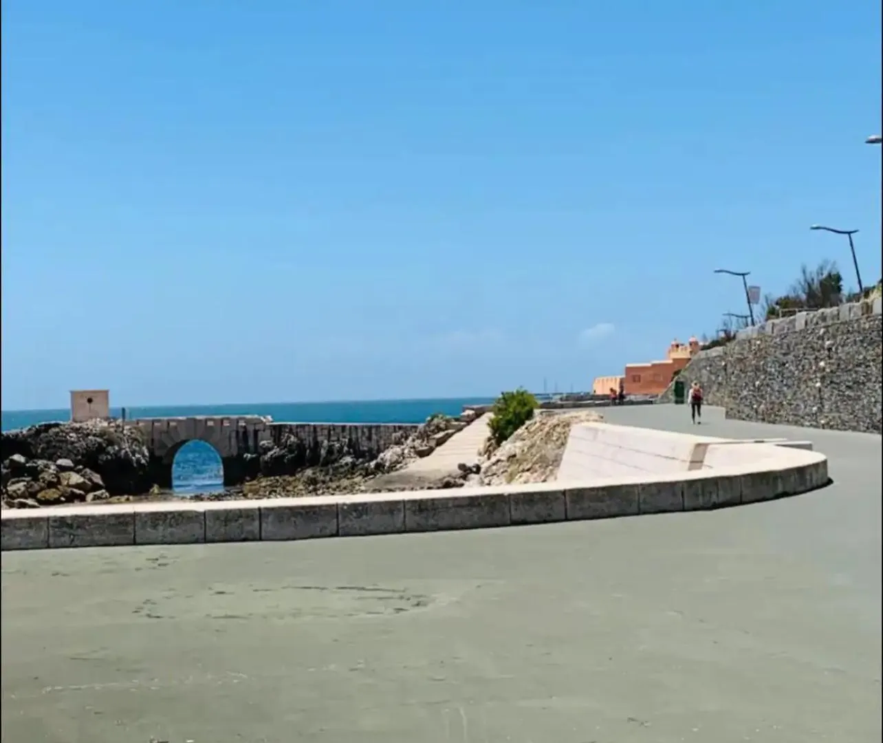 Sea View Apartment & 4 Minutes Walk To The Beach Paco de Arcos Portugal