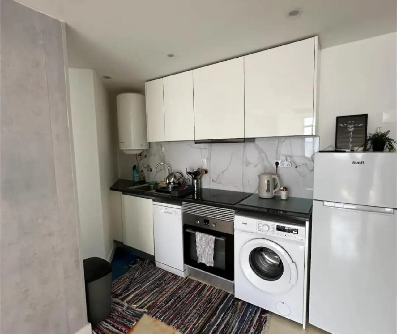 Sea View Apartment & 4 Minutes Walk To The Beach Paco de Arcos