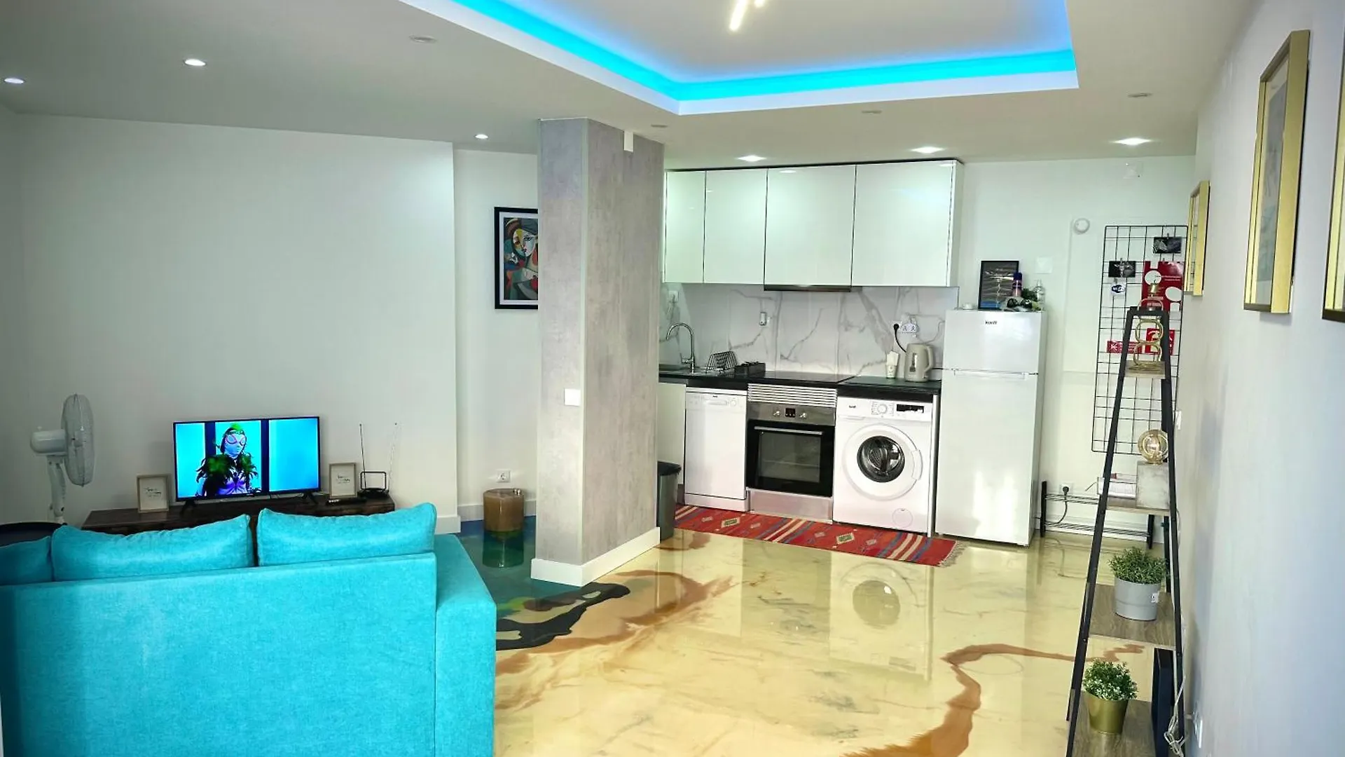 Sea View Apartment & 4 Minutes Walk To The Beach Paco de Arcos