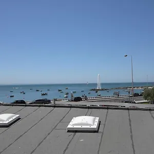 Double By The Ocean Apartment